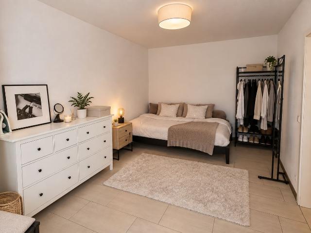 Modernisierte & voll möblierte 2 Zimmer Wohnung mit Balkon & Tiefgarage – Innenstadt Siegburg