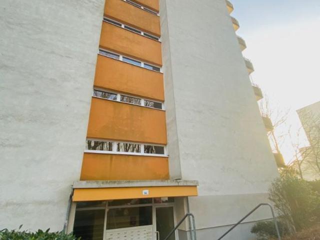 Modernisierte Wohnung in Elberfeld mit Balkon