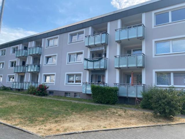 modernisierte Wohnung mit Balkon und Stellplatz in Erle!