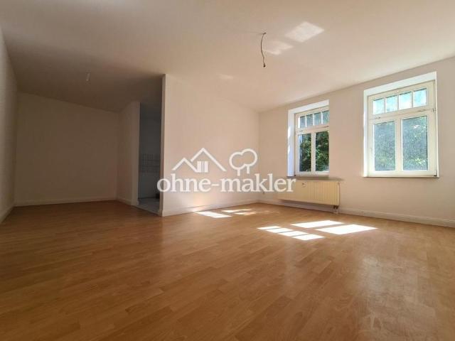 Moderne Wohnung mit Einbauküche, 3 Zimmer, offener Grundriss und Balkon in Chemnitz