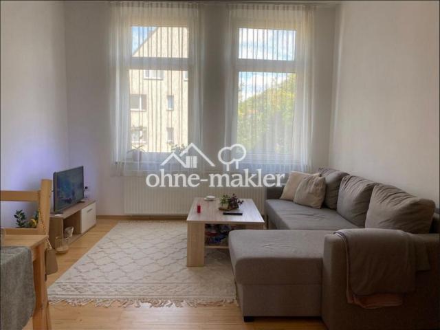 Modernisierte Wohnung mit zwei Zimmern und EBK in Bochum