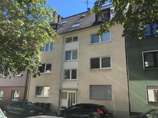 Modernisierte Wohnung mit 2,5 Zimmern und Balkon Besselstr. 2