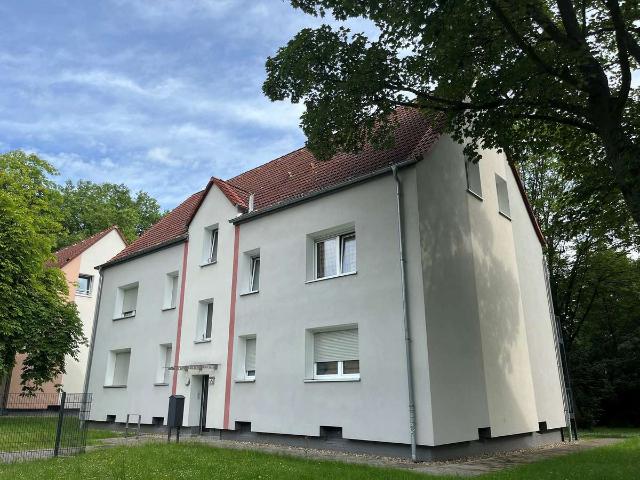 Modernisierte 2,5 Zimmer Dachgeschosswohnung – hell, gut geschnitten und mit Balkon