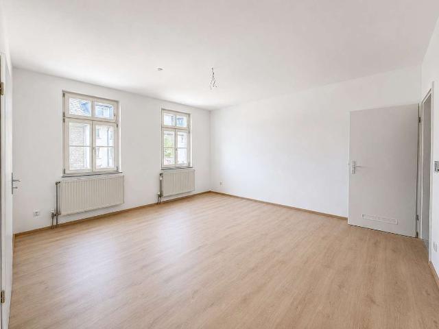 MODERNISIERTE 2,5 ZIMMER WOHNUNG IN SCHWABACH