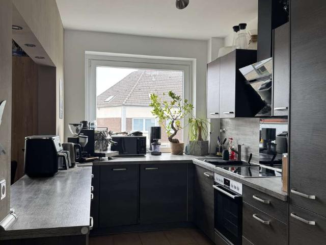 MODERNISIERTE 2,5 ZIMMER WOHNUNG INKL. TOP EINBAUKÜCHE IN DERENDORF