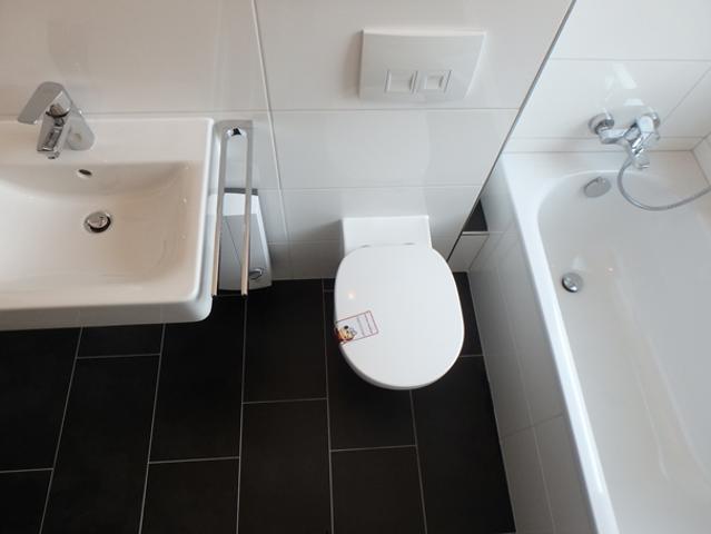Modernisierte 2 Raum Wohnung in ruhiger&grüner Lage!