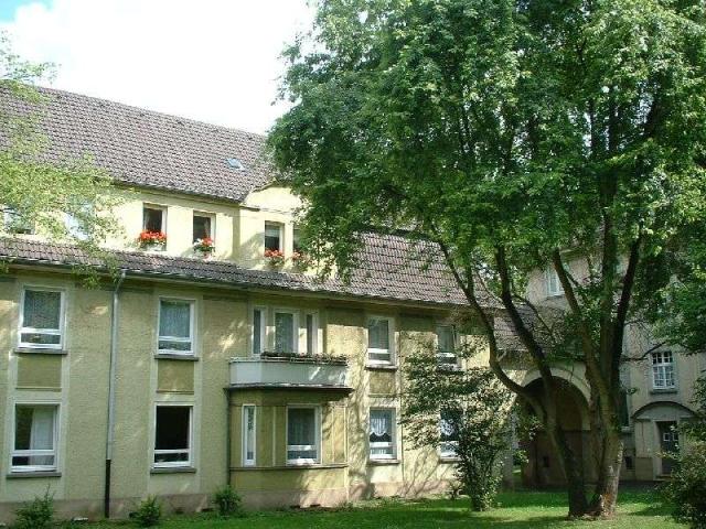 Modernisierte 2 Zi Wohnung in beliebter Lage von Essen Holsterhausen