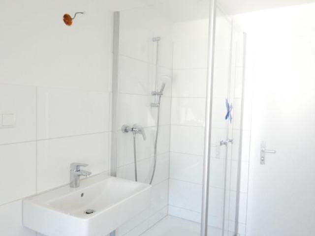 Modernisierte 2 Zi Wohnung mit Loggia in zentraler Lage von Holsterhausen