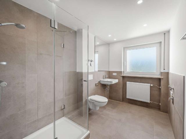 Modernisierte 2 Zi. Wohnung mit top Grundriss und zwei Balkonen