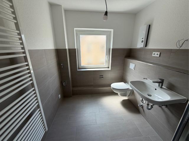 Modernisierte 2 Zi Wohnung sucht neuen Bewohner