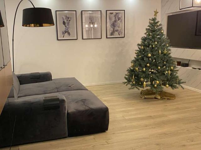 Modernisierte 3,5 Zimmer Wohnung mit großem Balkon, Grünblick und TG Stellplatz nahe Max Eyth See