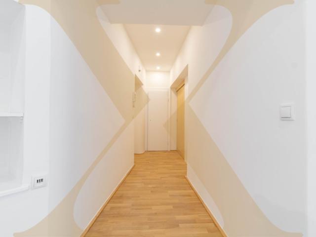 Modernisierte 3,5 Zimmer Altbauwohnung mit Loggia im Stadtzentrum von Linz zu vermieten!
