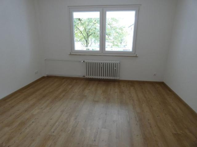 Modernisierte 3 Zi. Whg. mit Balkon in angrenzender Nähe zu E Haarzopf!