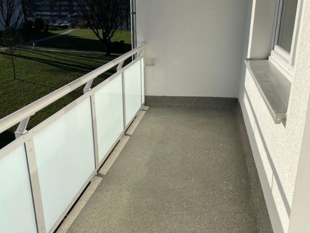 Modernisierte 3 Zi. Whg. mit Balkon in angrenzender Nähe zu E Haarzopf!