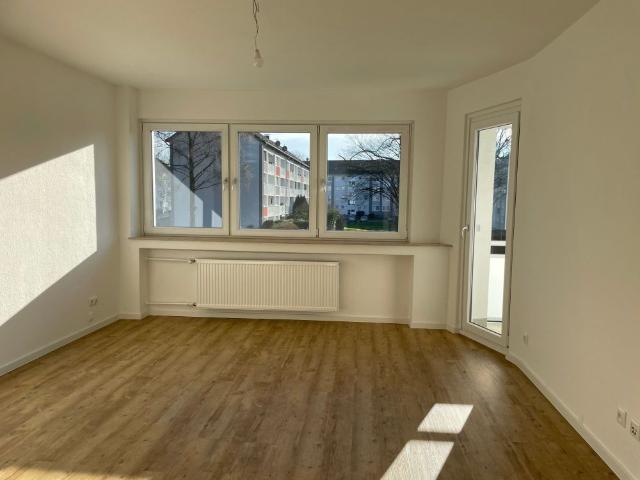 Modernisierte 3 Zi. Whg. mit Balkon in angrenzender Nähe zu E Haarzopf!
