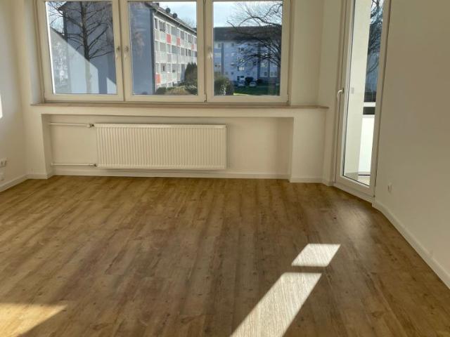 Modernisierte 3 Zi. Whg. mit Balkon in angrenzender Nähe zu E Haarzopf!