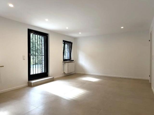 Modernisierte 3 Zimmer Maisonette mit Dachterrasse und Einbauküche in der Waldsiedlung!