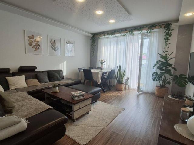 Modernisierte 3 Zimmer Wohnung