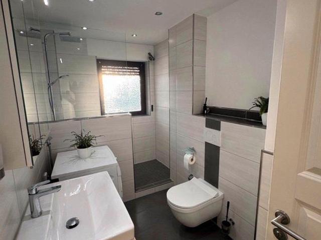 Modernisierte 3 Zimmer Wohnung