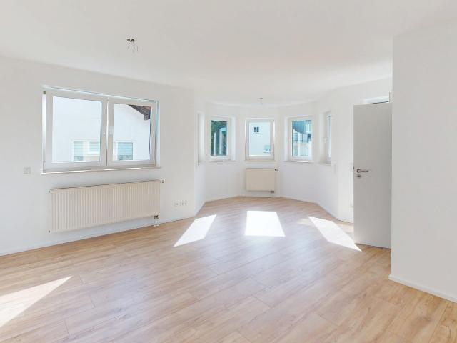 Modernisierte 3 Zimmer Wohnung in zentraler Lage von Lohmar