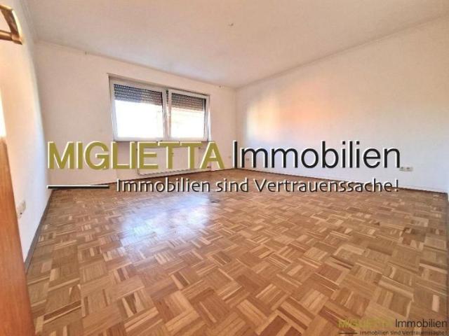 Modernisierte 3 Zimmer Wohnung mit Balkon