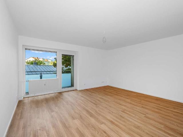 Modernisierte 3 Zimmer Wohnung mit Balkon