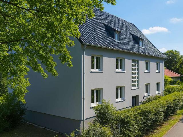 Modernisierte 3 Zimmer Wohnung mit Balkon und Blick ins Grüne in Caputh