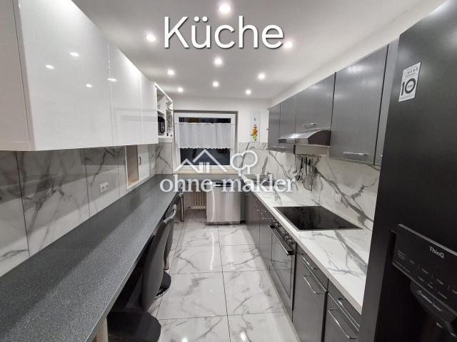 Modernisierte 3 Zimmer Wohnung mit Balkon Aufzug und Garage in Waldbronn