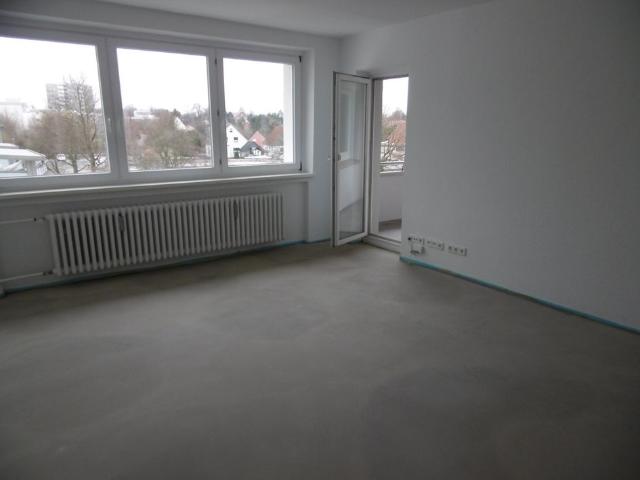 Modernisierte 3 Zimmer Wohnung mit Loggia in Fallersleben