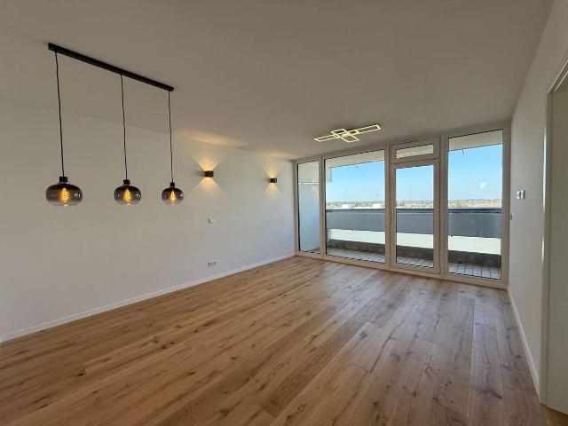 Modernisierte 3 Zimmer Wohnung mit spektakulärer Aussicht und Balkon