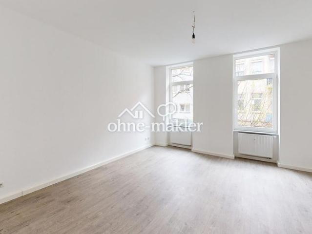 Modernisierte 3 ZKB Altbauwohnung mit französischem Balkon im Herzen des Jungbuschs