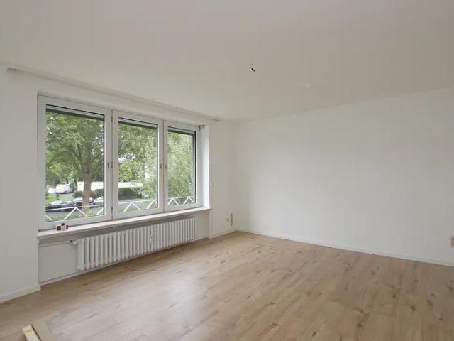 Modernisierte 3 ZKB Wohnung mit Balkon, EBK und Garage in Kassel Kirchditmold