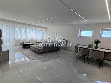 Modernisierte 4 Zimmer Wohnung | 121,5 m² | Garage | 2 Balkone | Küche mit Insel | Keller | Top Lage