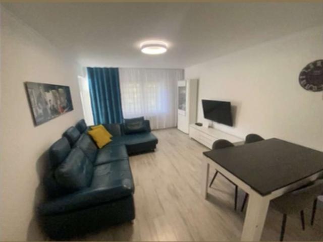 Modernisierte 4 Zimmer Wohnung in Kiel Balkon&flexible Übergabe