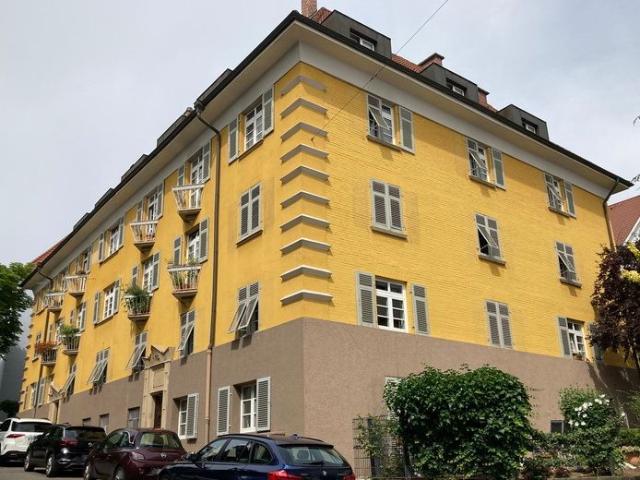 Modernisierte 4 Zimmer Wohnung in Stuttgart Rotebühl