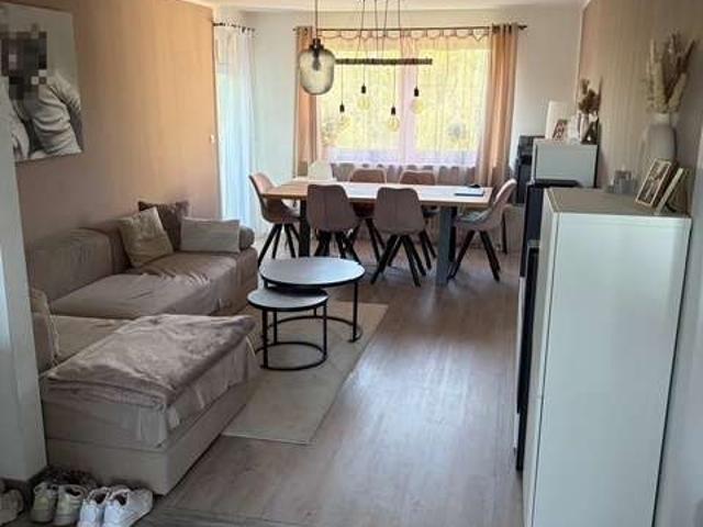 Modernisierte 4 Zimmer Wohnung mit 2 Balkonen & Aufzug – kurzfristig frei