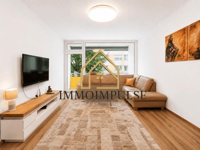 Modernisierte 4 Zimmer Wohnung mit 4 Loggien