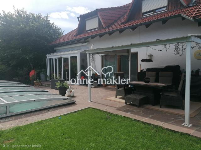 Modernisierte 5 Zimmer EG Whg mit grossen Garten,Pool und direktem Garagenzugang