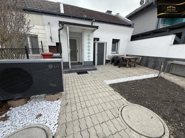 Modernisiertes 4 Zi. Doppelhaushälfte in ruhiger Lage – mit Option auf Vergrößerung eines Zimmers und der Terrasse