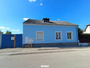 Modernisiertes 3 Zi Haus in Teesdorf mit Garten, Terrasse und Stellplatz – 349.000 €