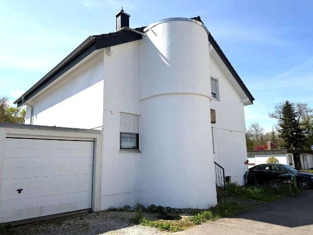 MODERNISIERTES 3 FAMILIENHAUS IN GUTER LAGE VON KIRCHENTELLINSFURT