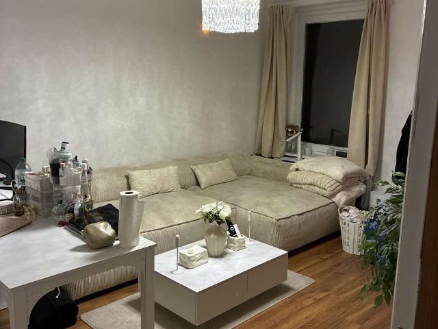 Modernisiertes & voll ausgestattetes Zimmer in schöner 2er WG – All Inclusive 950 €