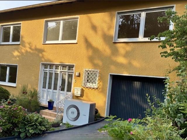 modernisiertes Wohnhaus mit Bürobereich + Garage, Energieklasse A
