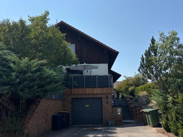Modernisiertes Zweifamilienhaus in CadolzburgGreimersdorf