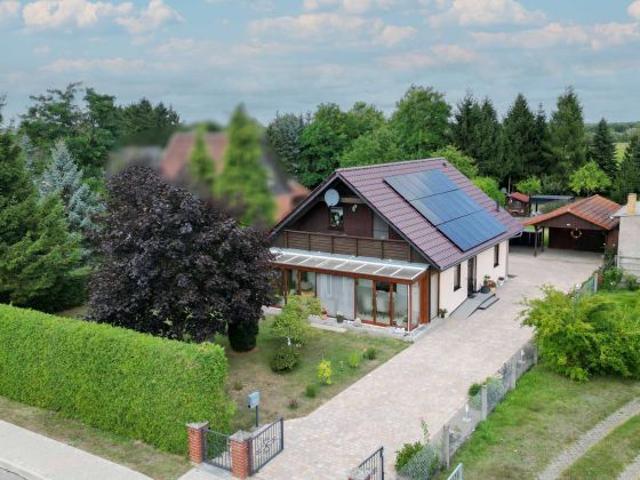 Modernisiertes Zuhause mit Pool & PV Anlage – Wohnen inmitten der Prieperter Seenlandschaft