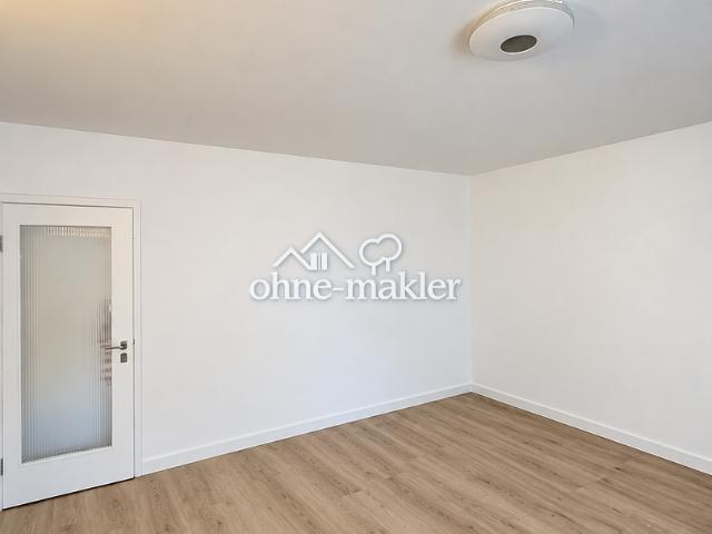 Modernisiertes Apartment mit Balkon