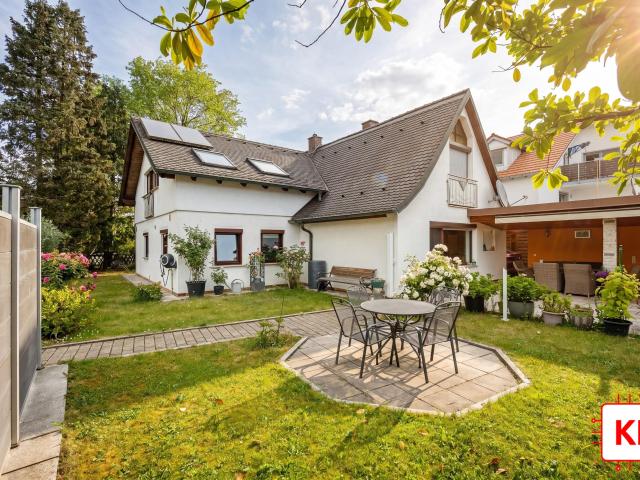 Modernisiertes EFH auf ca. 816 m² Grundstück Am Hart auch als Baugrundstück interessant