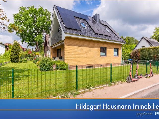 Modernisiertes Einfamilienhaus in ruhiger Wohnlage nahe dem Alstertal!: Hausmann Makler