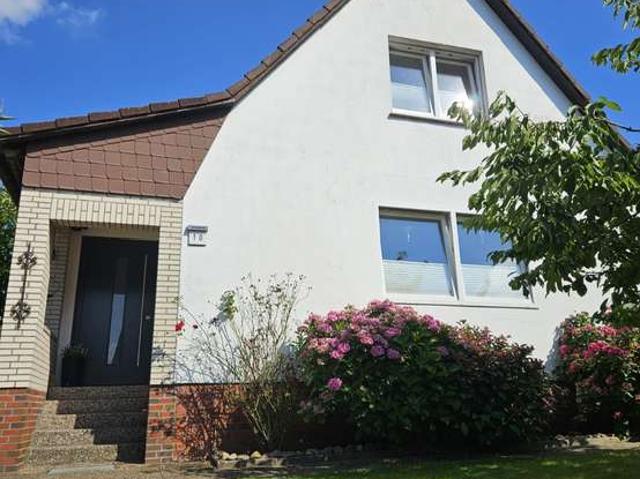 Modernisiertes Einfamilienhaus in ruhiger Lage von Privat