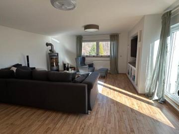 Modernisiertes Einfamilienhaus oder Zweifamilienhaus